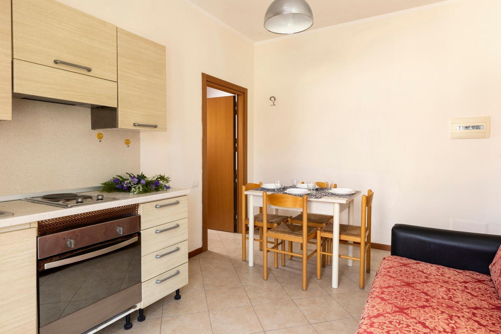 Residence Uno Studio&Suites Римини Экстерьер фото