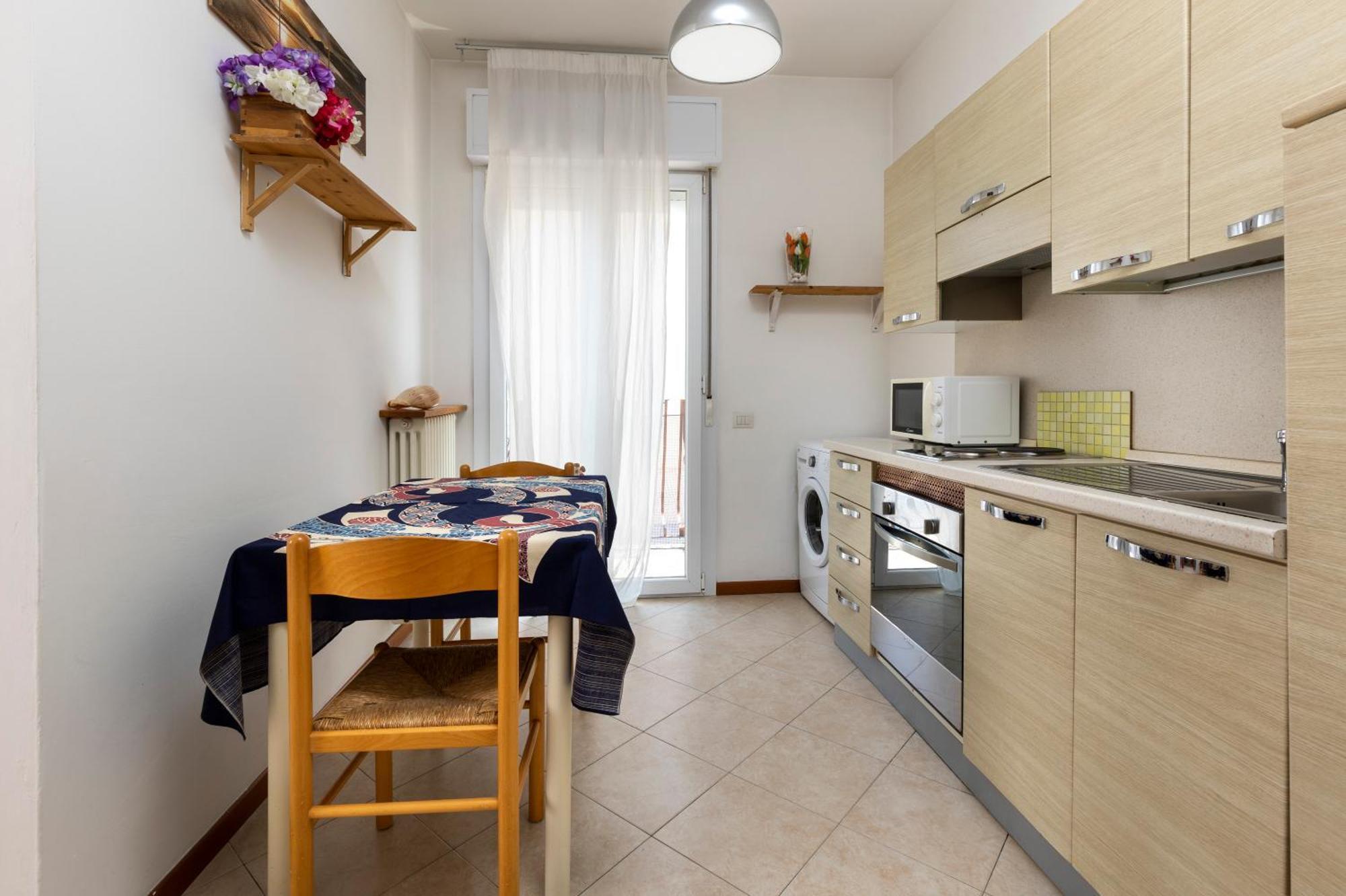 Residence Uno Studio&Suites Римини Экстерьер фото